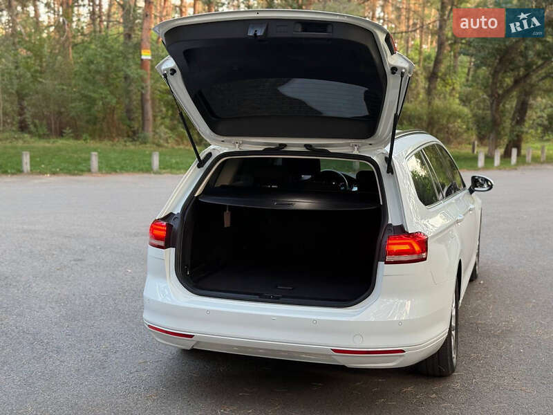 Универсал Volkswagen Passat 2017 в Новомосковске