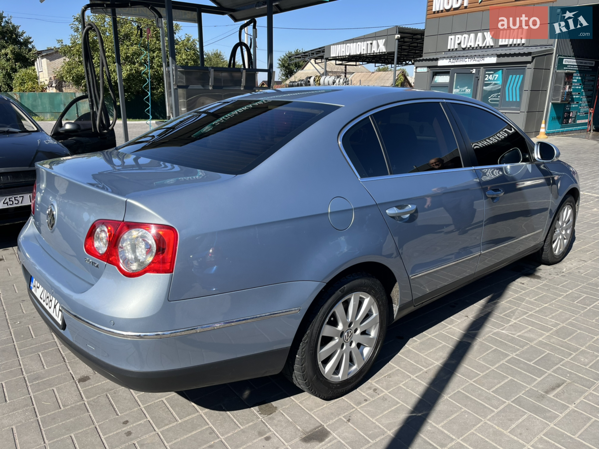 2010 Volkswagen Passat - мініатюра 5