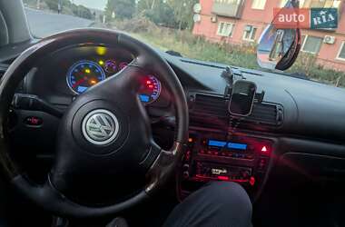 Седан Volkswagen Passat 2005 в 