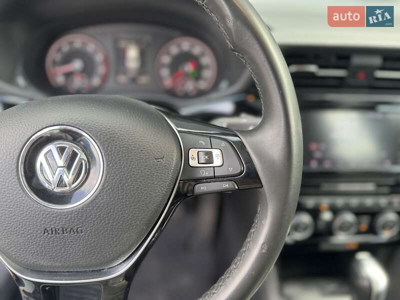Седан Volkswagen Passat 2021 в Киеве фото 25 Седан Volkswagen Passat 2021 в Киеве