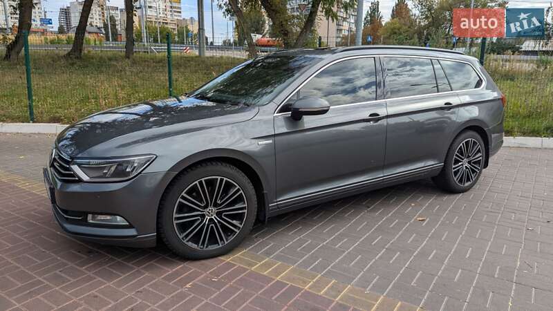 Универсал Volkswagen Passat 2015 в Киеве