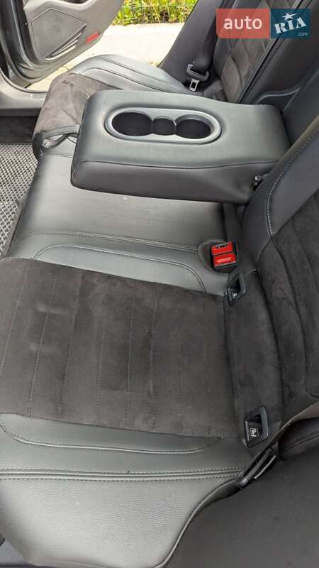 Универсал Volkswagen Passat 2015 в Киеве