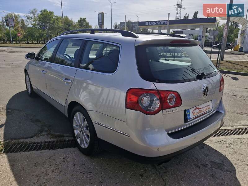 Універсал Volkswagen Passat 2009 в Миколаєві