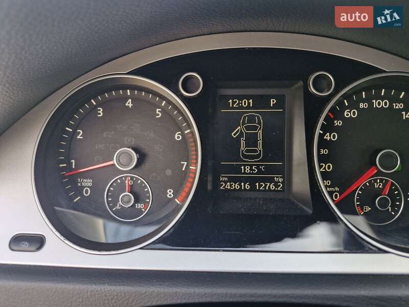 Універсал Volkswagen Passat 2009 в Миколаєві