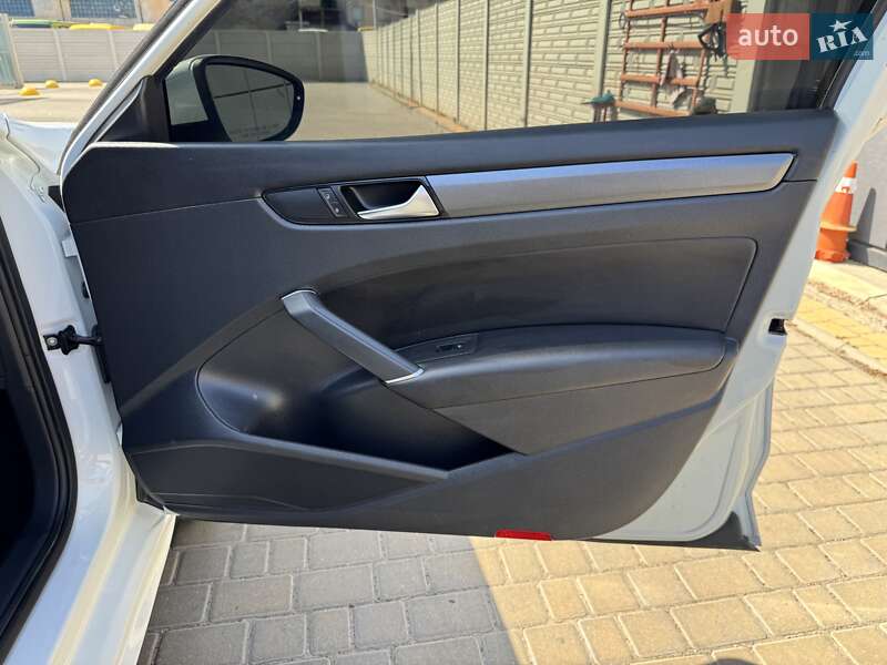 Седан Volkswagen Passat 2020 в Одессе