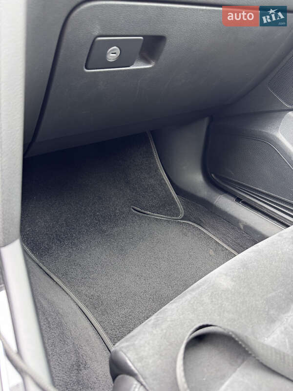 Седан Volkswagen Passat 2017 в Житомире фото 31 Седан Volkswagen Passat 2017 в Житомире