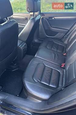 Універсал Volkswagen Passat 2012 в 