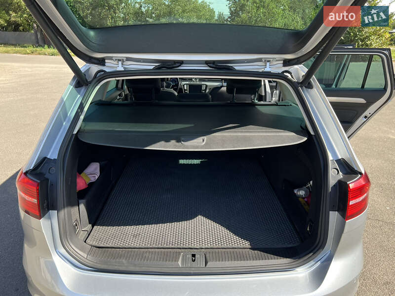 Універсал Volkswagen Passat 2015 в Христинівці фото 31 Універсал Volkswagen Passat 2015 в Христинівці