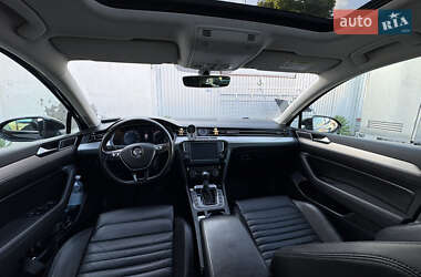 Универсал Volkswagen Passat 2015 в Черновцах