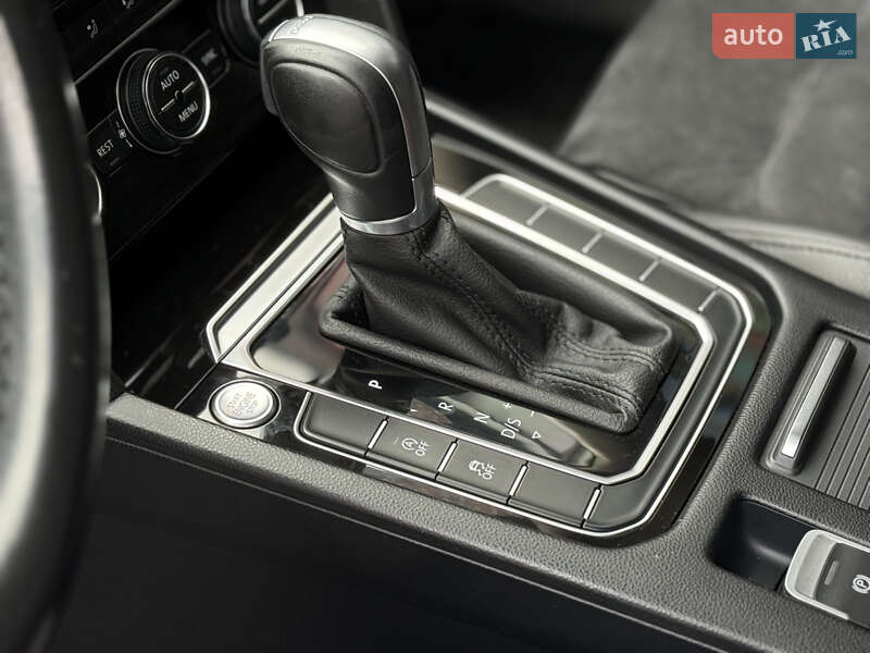 Универсал Volkswagen Passat 2015 в Тернополе фото 25 Универсал Volkswagen Passat 2015 в Тернополе