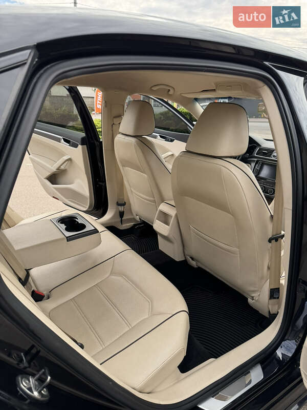 Седан Volkswagen Passat 2017 в Киеве фото 21 Седан Volkswagen Passat 2017 в Киеве