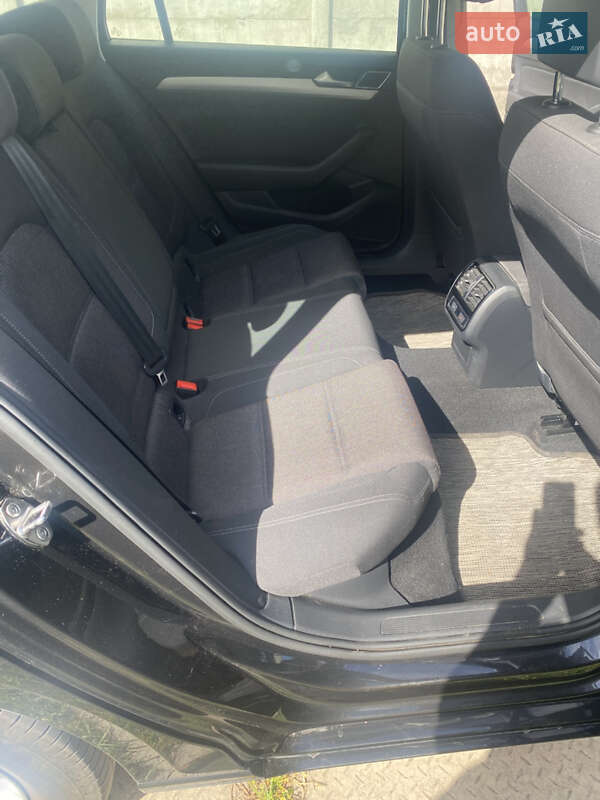 Универсал Volkswagen Passat 2019 в Броварах