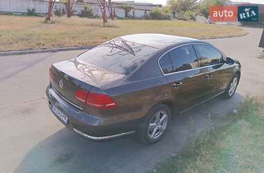 Седан Volkswagen Passat 2012 в 