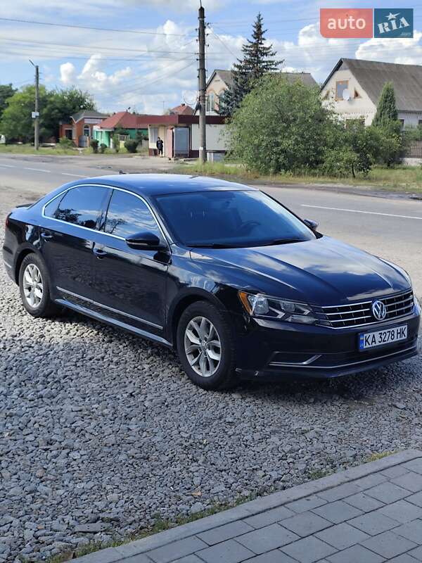 Седан Volkswagen Passat 2016 в Сумах фото Седан Volkswagen Passat 2016 в Сумах