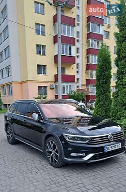 Универсал Volkswagen Passat 2015 в Каменец-Подольском