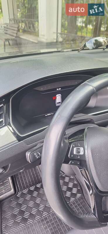 Універсал Volkswagen Passat 2015 в Кам'янець-Подільському