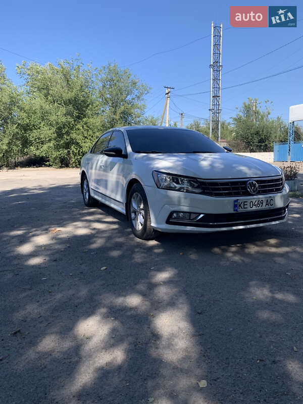 Седан Volkswagen Passat 2017 в Днепре фото 17 Седан Volkswagen Passat 2017 в Днепре