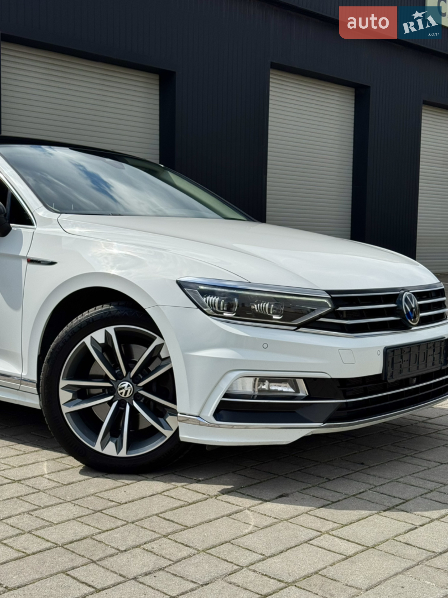 2017 Volkswagen Passat - мініатюра 9