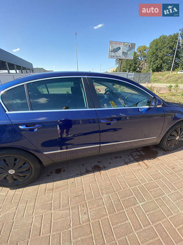 Седан Volkswagen Passat 2005 в Полтаві