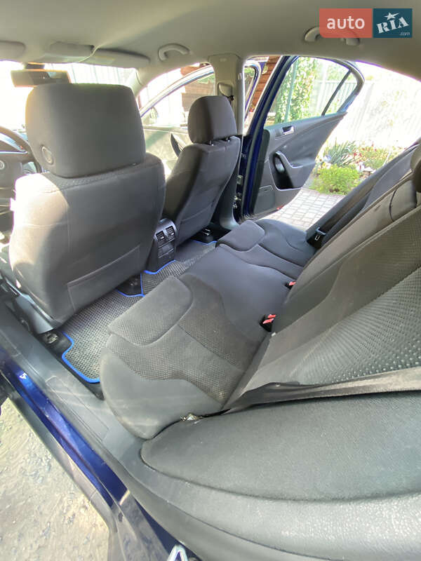 Седан Volkswagen Passat 2005 в Полтаві