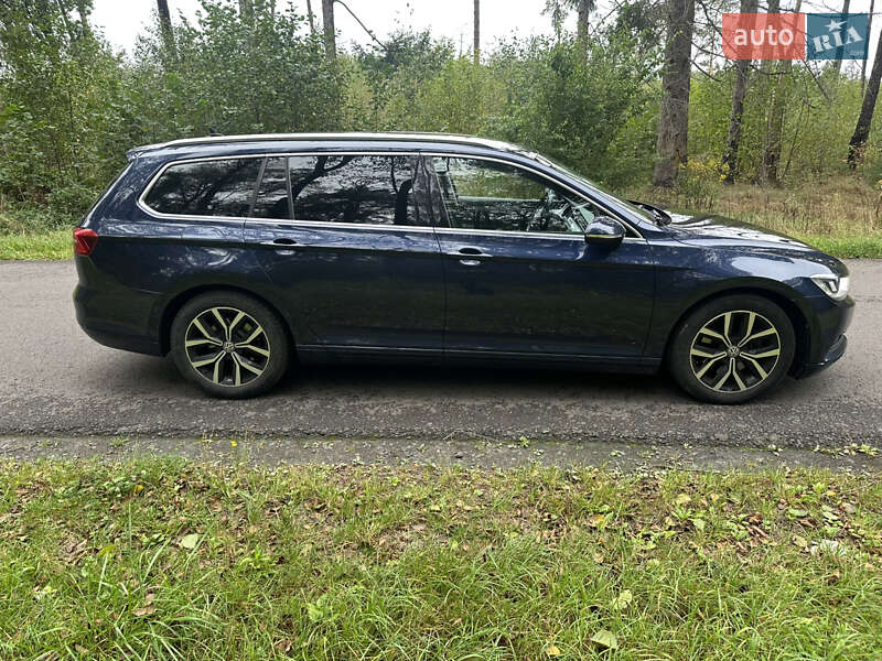 Универсал Volkswagen Passat 2016 в Луцке