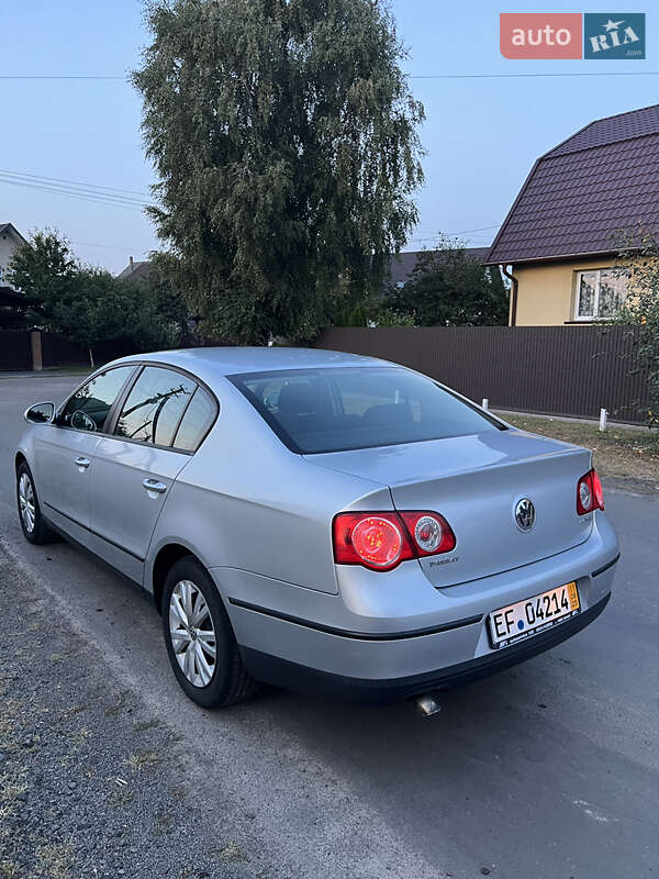 Седан Volkswagen Passat 2007 в Ковеле
