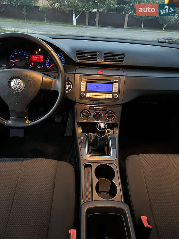 Седан Volkswagen Passat 2007 в Ковеле