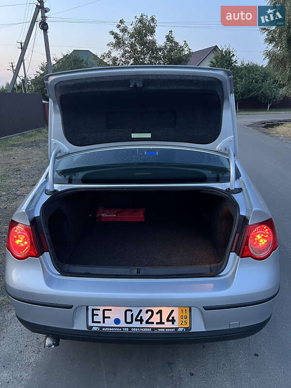 Седан Volkswagen Passat 2007 в Ковеле