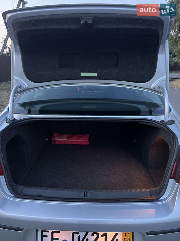 Седан Volkswagen Passat 2007 в Ковеле