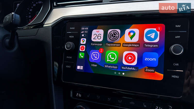 Седан Volkswagen Passat 2019 в Ужгороді