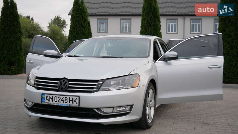 Седан Volkswagen Passat 2015 в Вінниці