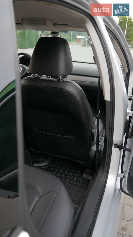 Седан Volkswagen Passat 2015 в Вінниці