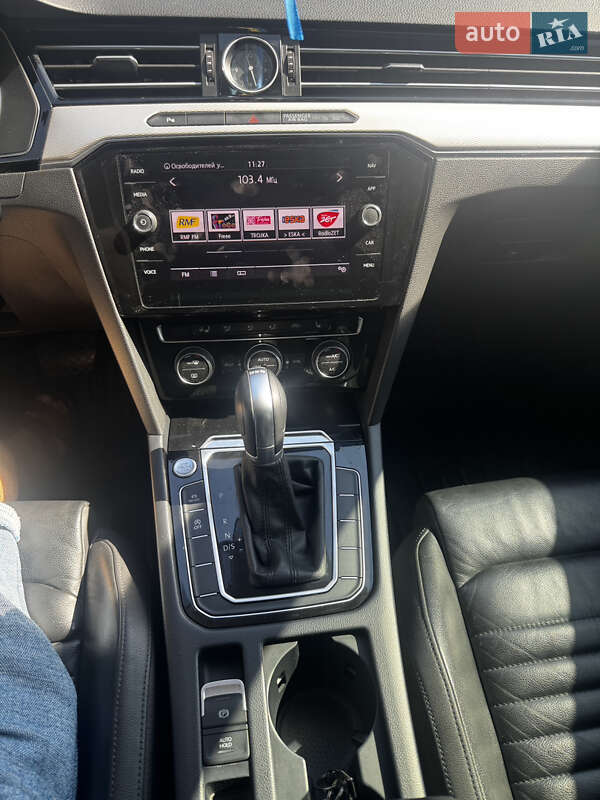 Универсал Volkswagen Passat 2014 в Умани