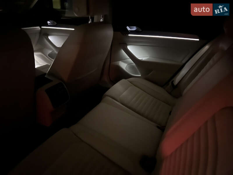 Седан Volkswagen Passat 2017 в Трускавці