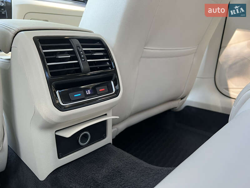 Седан Volkswagen Passat 2017 в Трускавці