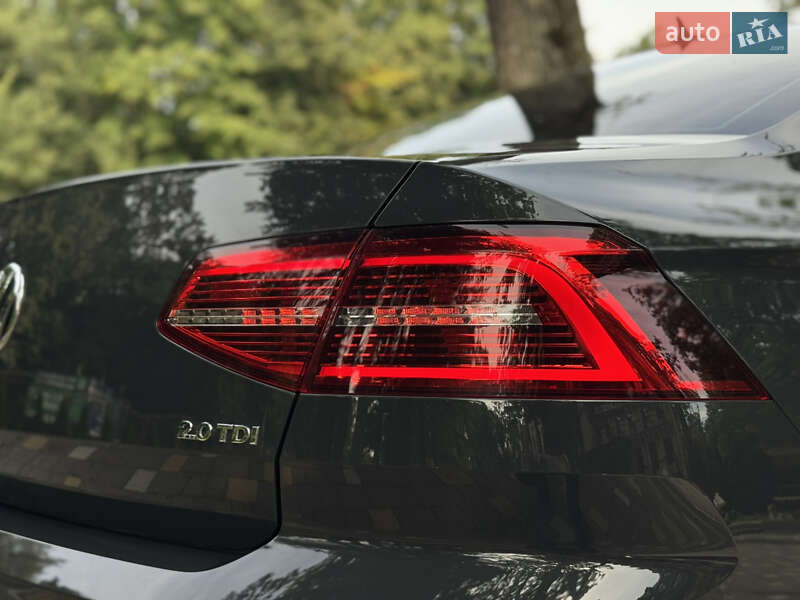 Седан Volkswagen Passat 2017 в Трускавці