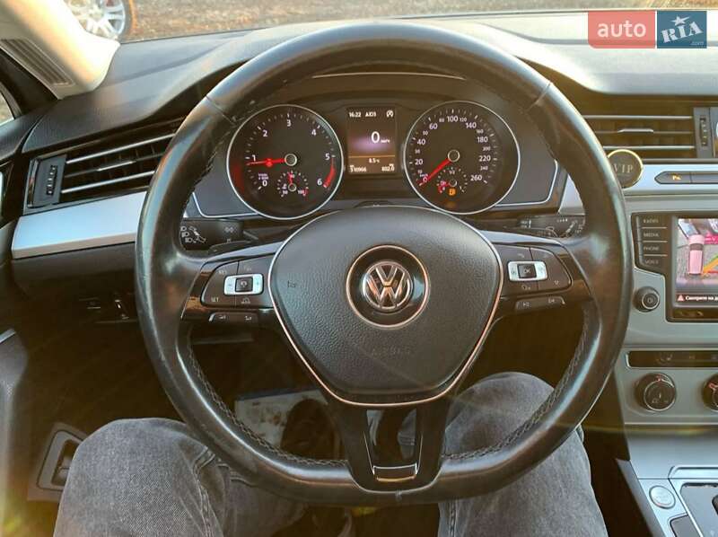 Универсал Volkswagen Passat 2016 в Косове