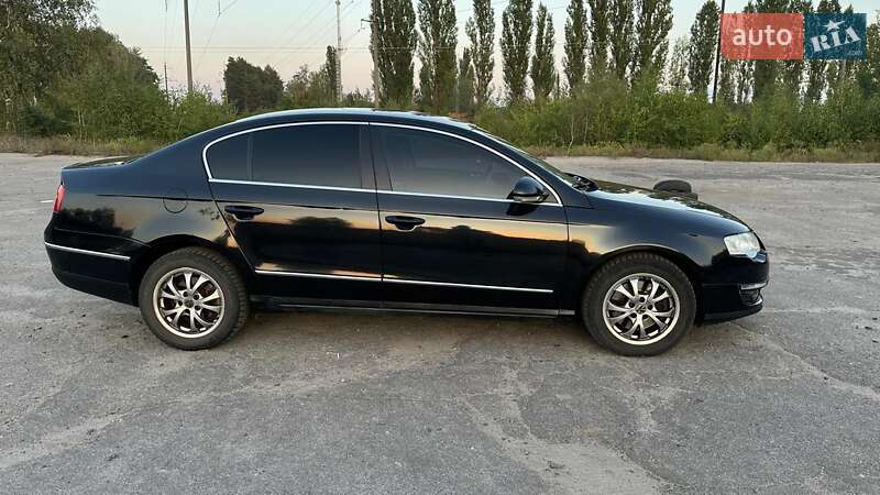 Седан Volkswagen Passat 2007 в Ахтырке