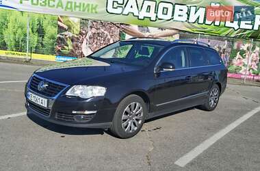Універсал Volkswagen Passat 2009 в Дніпрі