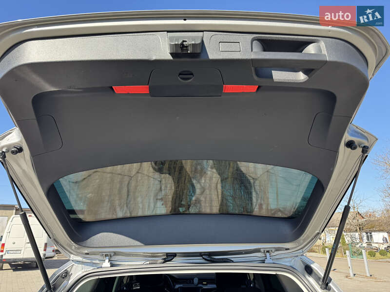 Универсал Volkswagen Passat 2015 в Владимире фото 14 Универсал Volkswagen Passat 2015 в Владимире