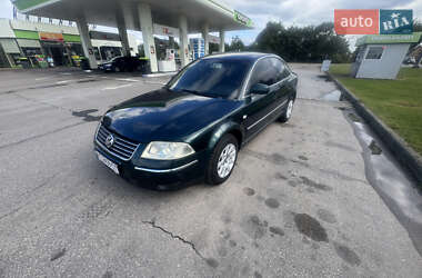 Седан Volkswagen Passat 2001 в Ивано-Франковске