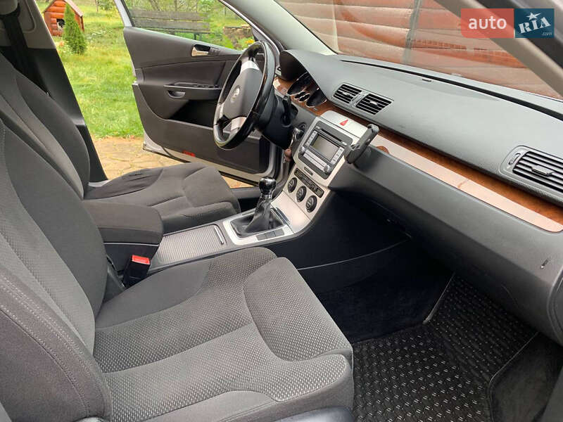 Универсал Volkswagen Passat 2007 в Киеве