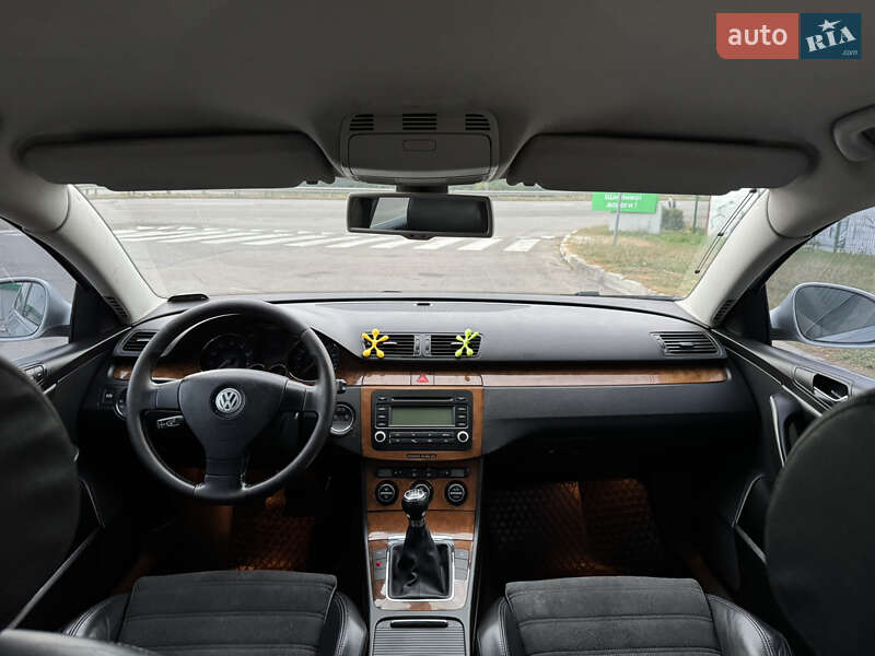 Седан Volkswagen Passat 2006 в Умани