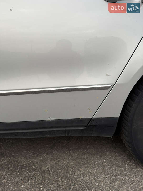 Седан Volkswagen Passat 2006 в Умани