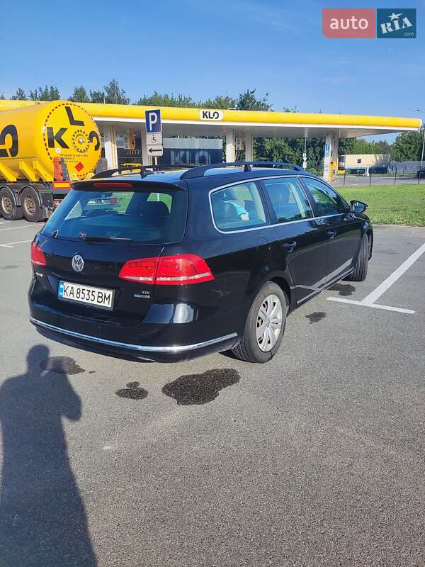 Универсал Volkswagen Passat 2014 в Киеве