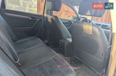 Універсал Volkswagen Passat 2014 в 
