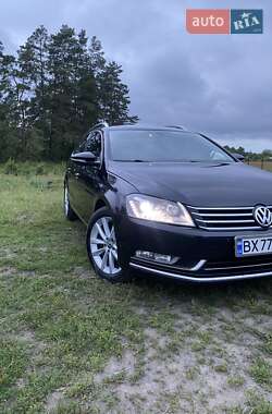 Универсал Volkswagen Passat 2012 в Полонном