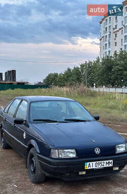 Седан Volkswagen Passat 1988 в Софиевской Борщаговке
