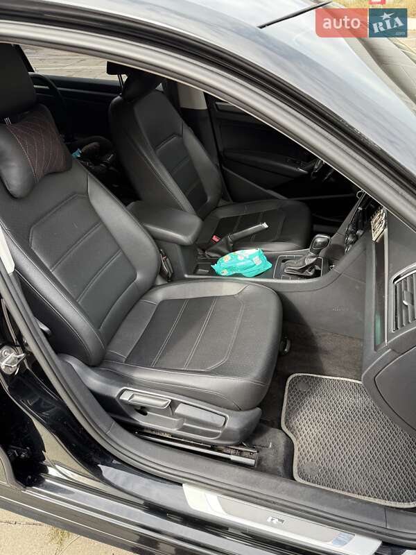 Седан Volkswagen Passat 2016 в Запоріжжі