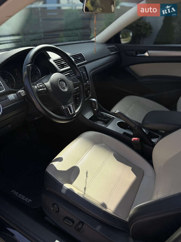 Седан Volkswagen Passat 2014 в Києві фото 22 Седан Volkswagen Passat 2014 в Києві